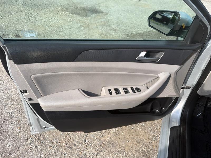 Hyundai Sonata SE 2015