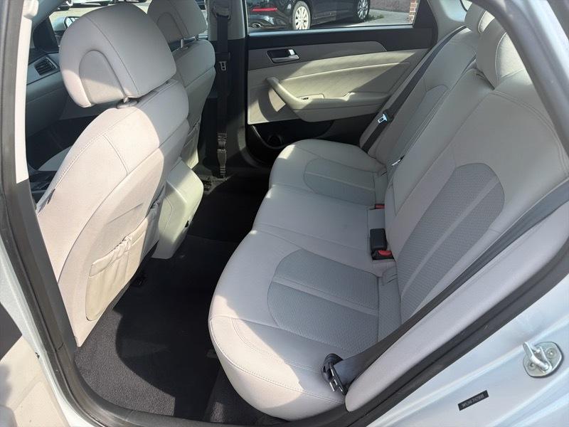 Hyundai Sonata SE 2015