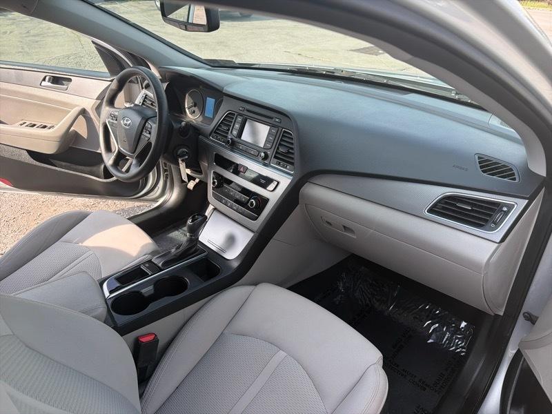 Hyundai Sonata SE 2015