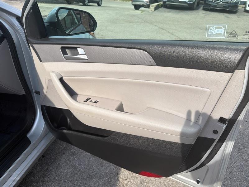 Hyundai Sonata SE 2015