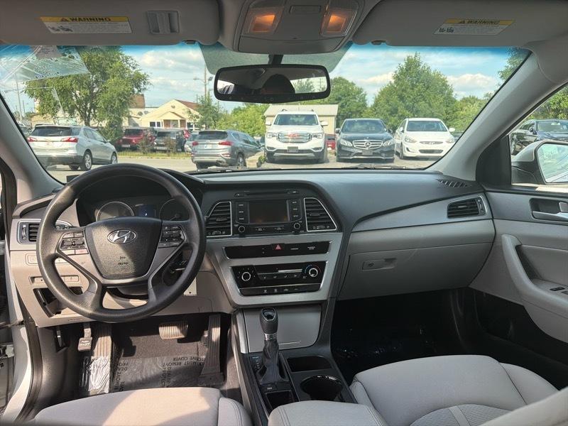 Hyundai Sonata SE 2015