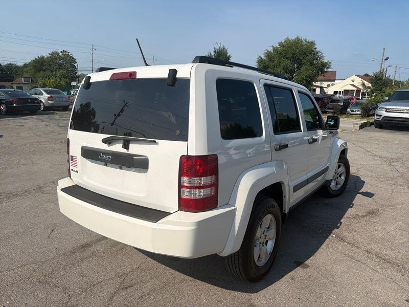 Jeep Liberty Sport 4WD 2010