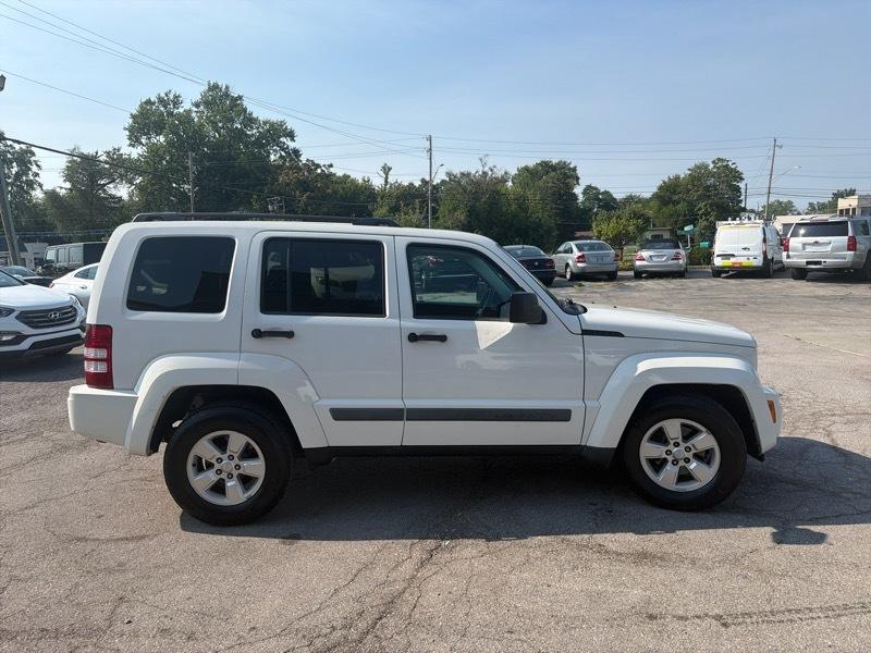 Jeep Liberty Sport 4WD 2010