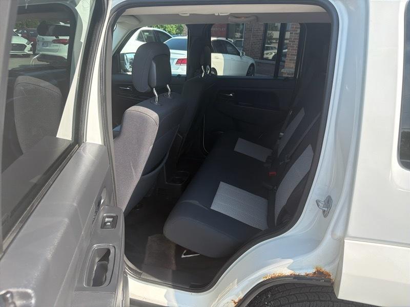 Jeep Liberty Sport 4WD 2010