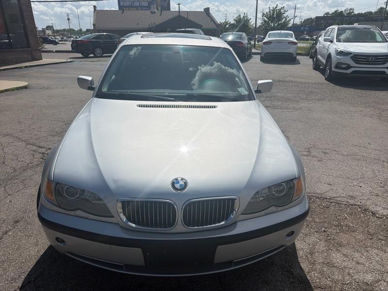 BMW 3-Series 330xi Sedan 2003