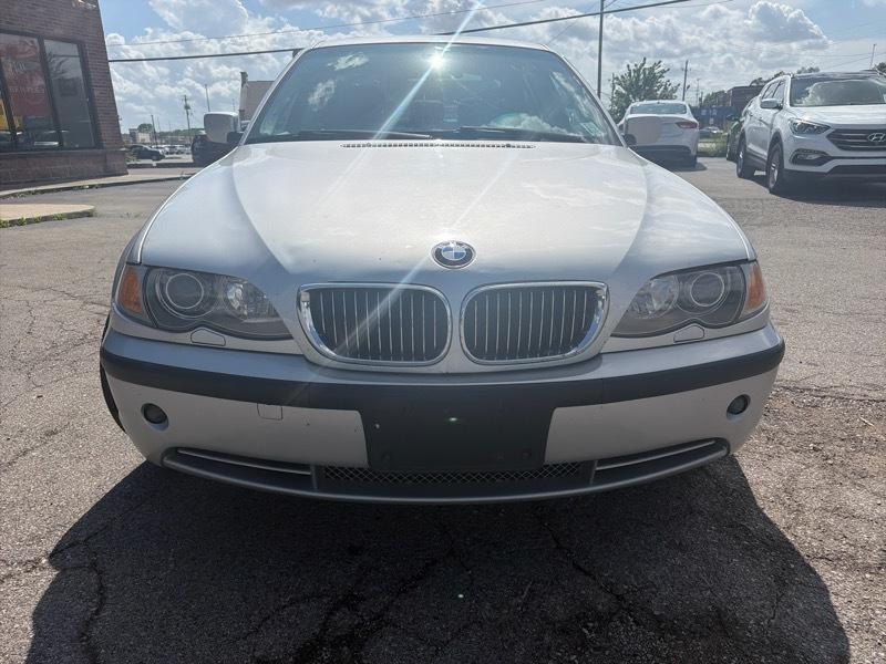 BMW 3-Series 330xi Sedan 2003