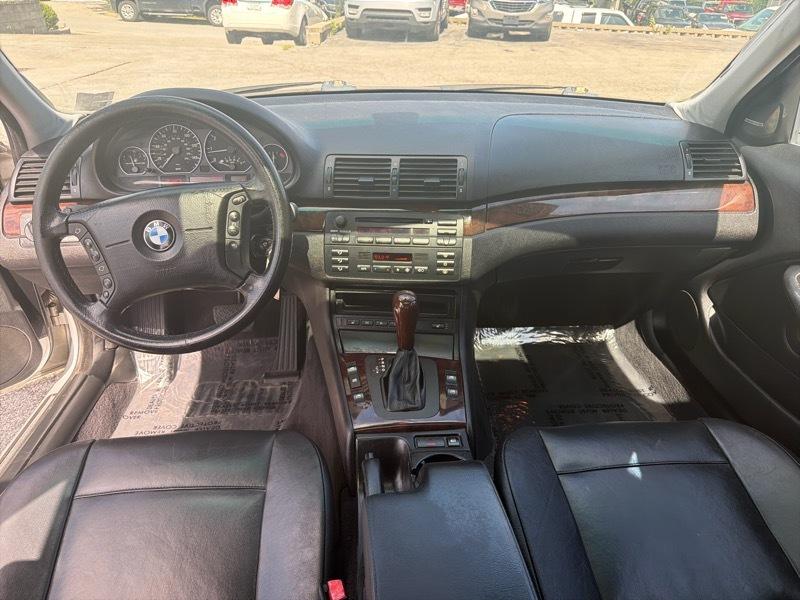 BMW 3-Series 330xi Sedan 2003