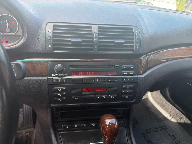 BMW 3-Series 330xi Sedan 2003