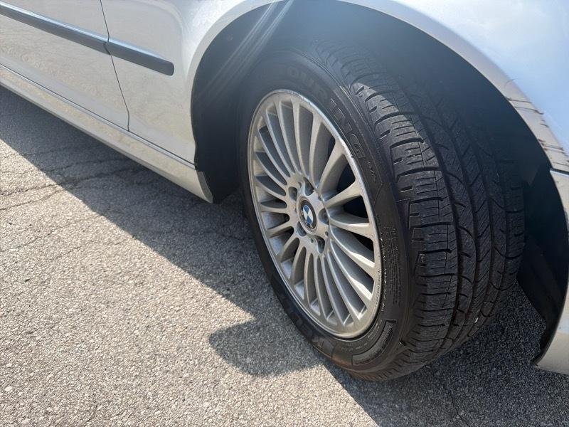 BMW 3-Series 330xi Sedan 2003