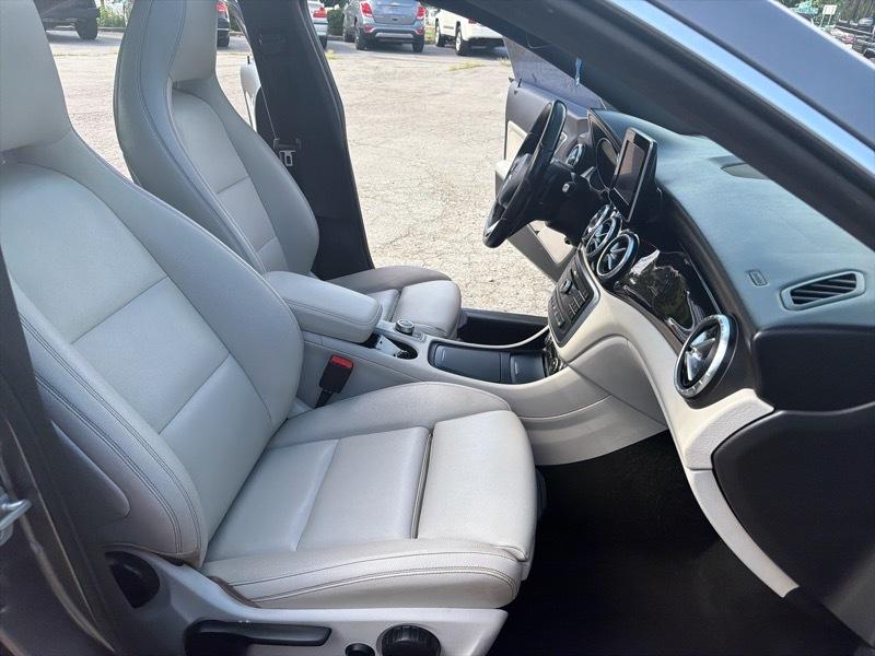 Mercedes-Benz CLA-Class CLA250 4MATIC 2016