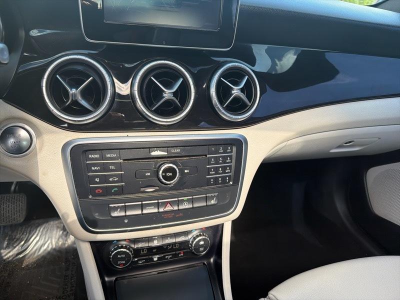 Mercedes-Benz CLA-Class CLA250 4MATIC 2016