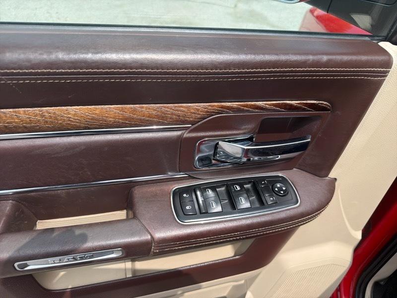 RAM 1500 Longhorn Crew Cab SWB 4WD 2015
