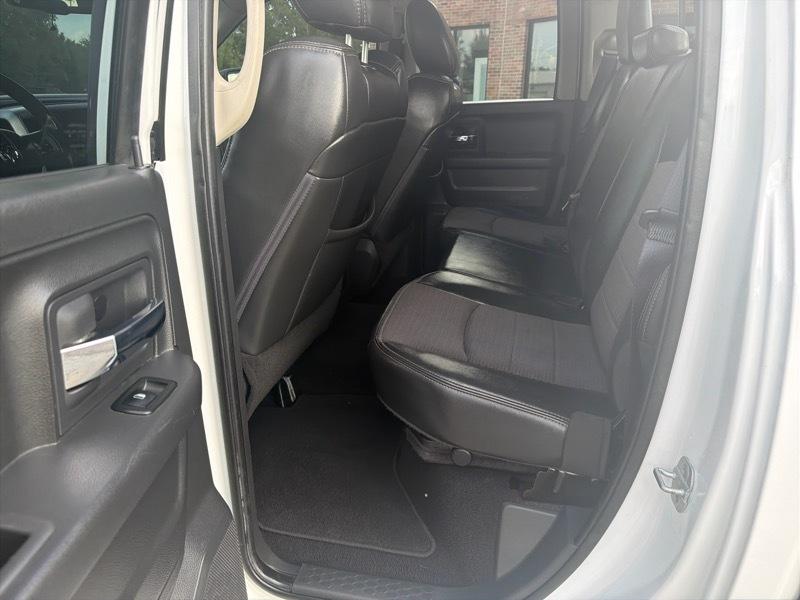 RAM 1500 Sport Quad Cab 4WD 2012