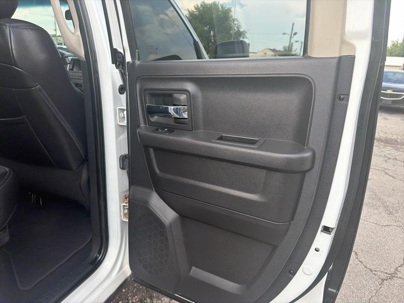 RAM 1500 Sport Quad Cab 4WD 2012