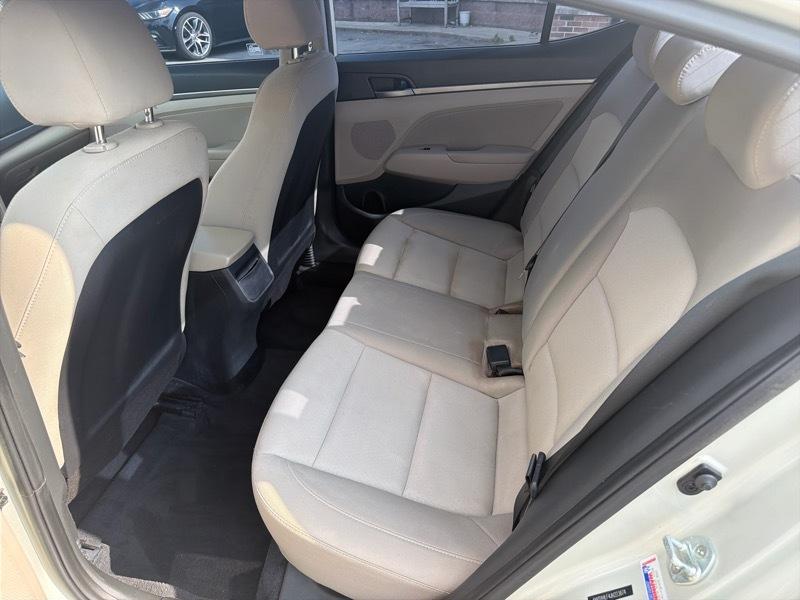 Hyundai Elantra Limited 2018