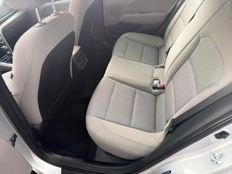 Hyundai Elantra Limited 2017