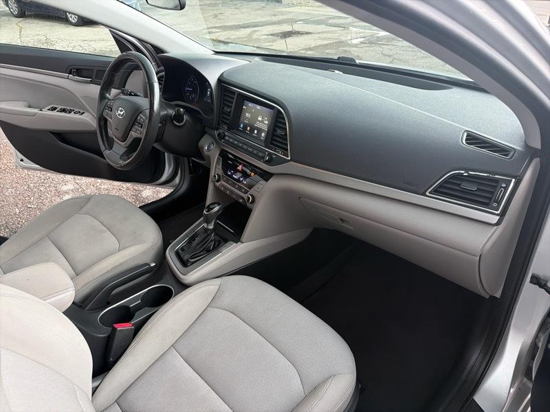 Hyundai Elantra Limited 2017