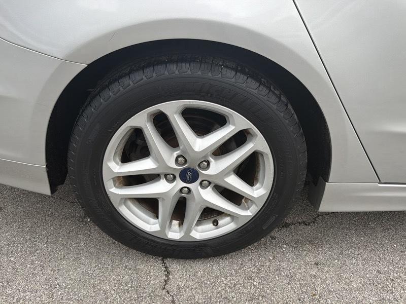 Ford Fusion SE 2016