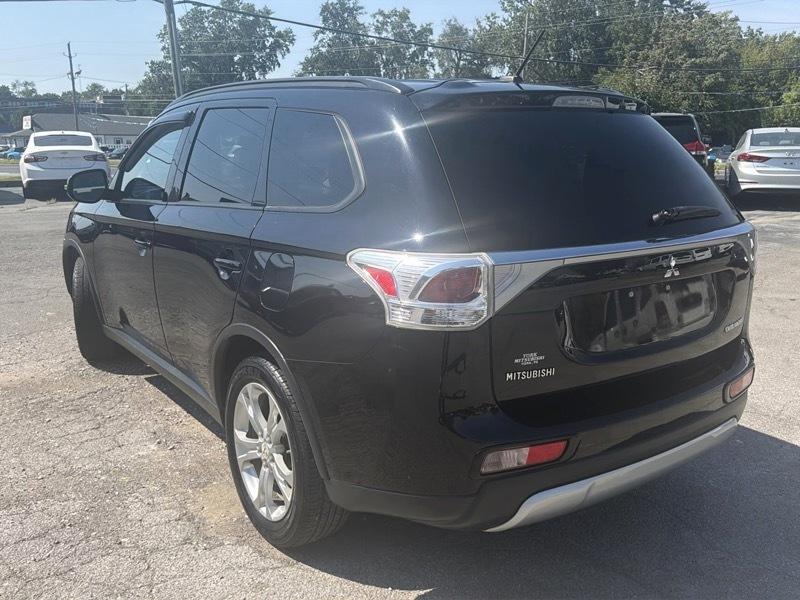 Mitsubishi Outlander SE S-AWC 2015