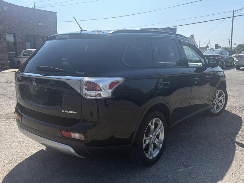 Mitsubishi Outlander SE S-AWC 2015