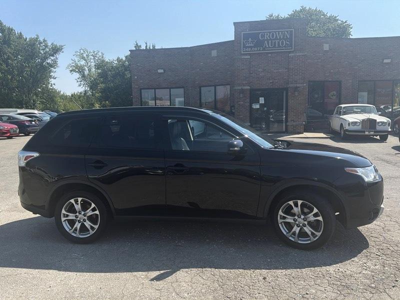 Mitsubishi Outlander SE S-AWC 2015