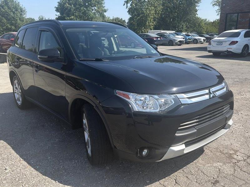 Mitsubishi Outlander SE S-AWC 2015