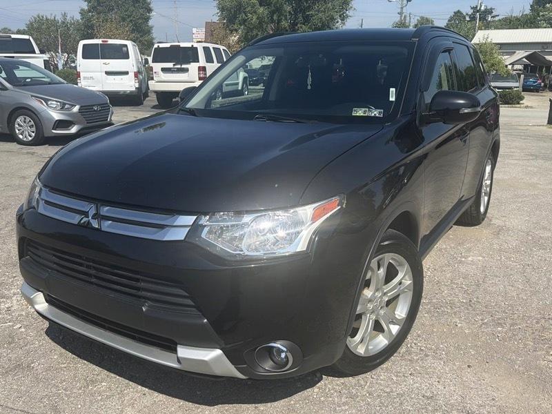 Mitsubishi Outlander SE S-AWC 2015