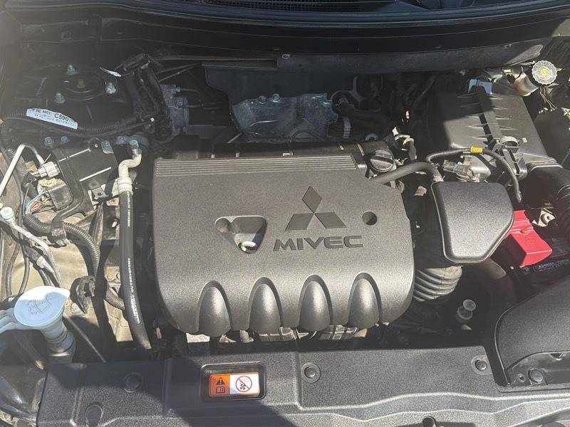 Mitsubishi Outlander SE S-AWC 2015