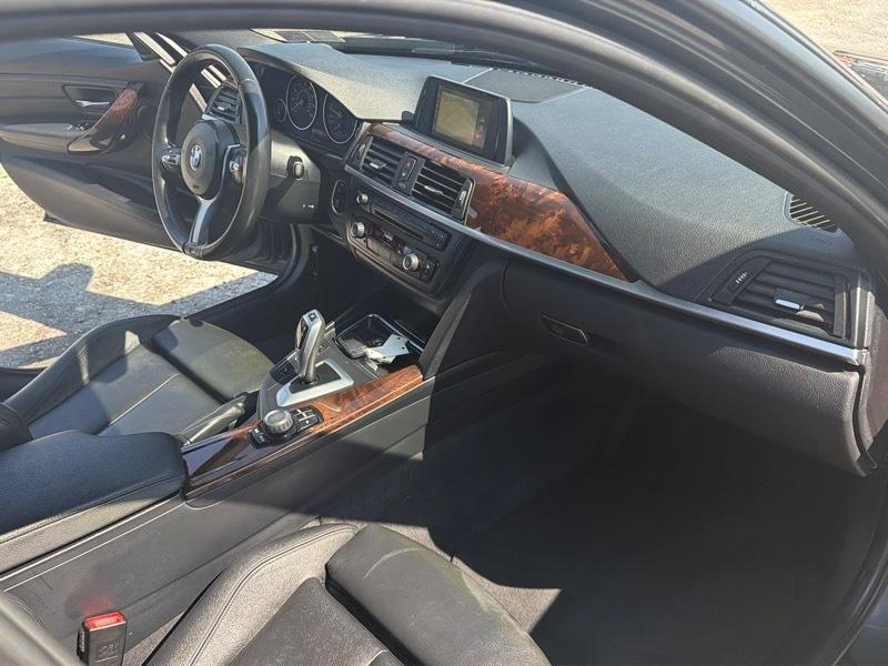 BMW 3-Series 320i Sedan 2014