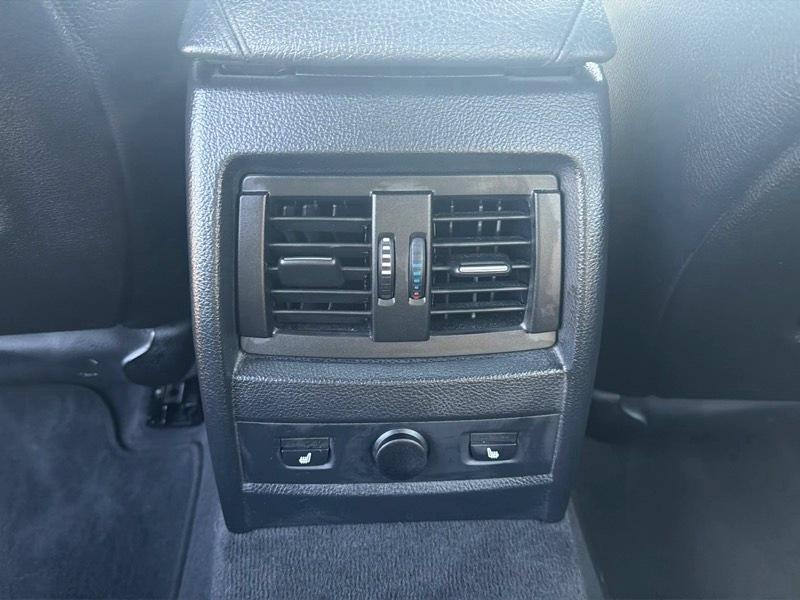 BMW 3-Series 320i Sedan 2014