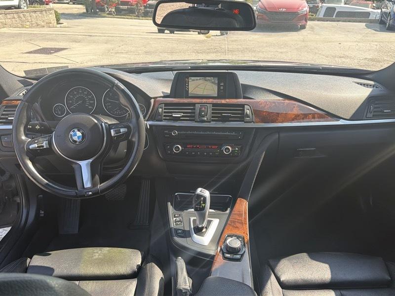BMW 3-Series 320i Sedan 2014