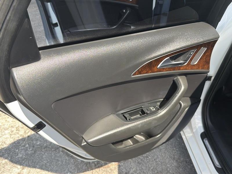 Audi A6 2.0T Premium Sedan FrontTrak Multitronic 2014