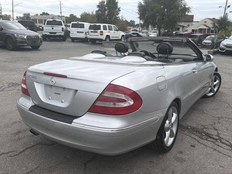Mercedes-Benz CLK-Class CLK320 Cabriolet 2005
