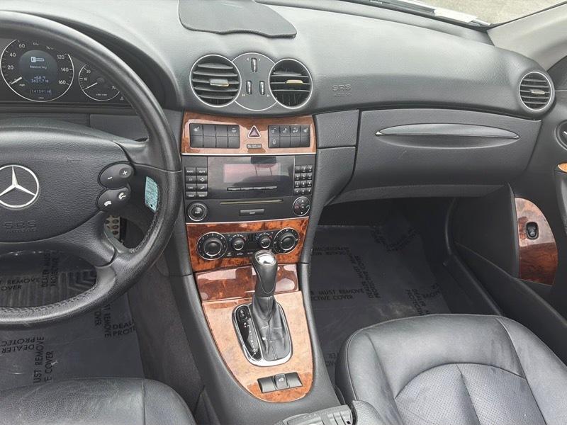 Mercedes-Benz CLK-Class CLK320 Cabriolet 2005
