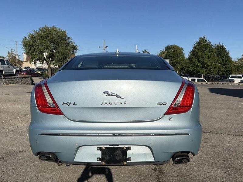 Jaguar XJ-Series XJL Portfolio 2013