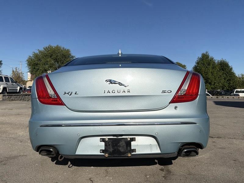 Jaguar XJ-Series XJL Portfolio 2013