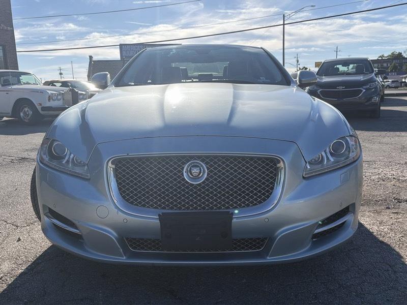 Jaguar XJ-Series XJL Portfolio 2013