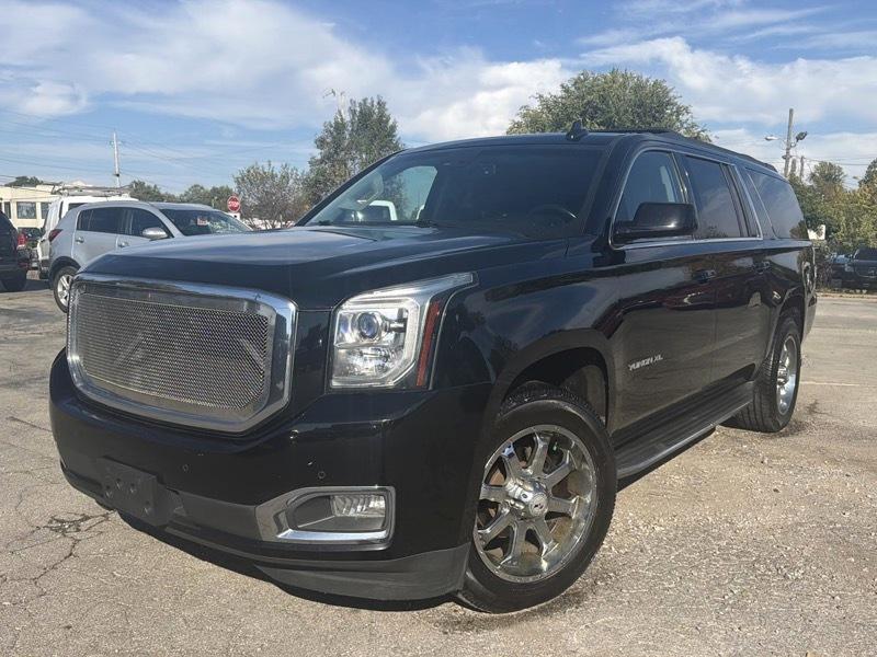 GMC Yukon XL SLT 1/2 Ton 4WD 2015