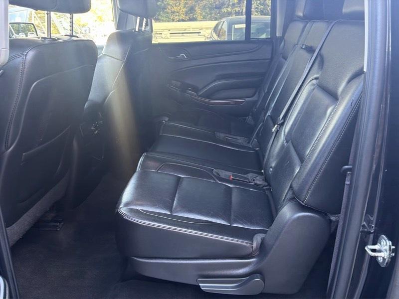 GMC Yukon XL SLT 1/2 Ton 4WD 2015