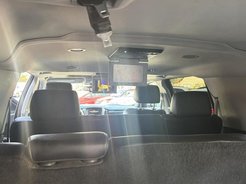 GMC Yukon XL SLT 1/2 Ton 4WD 2015