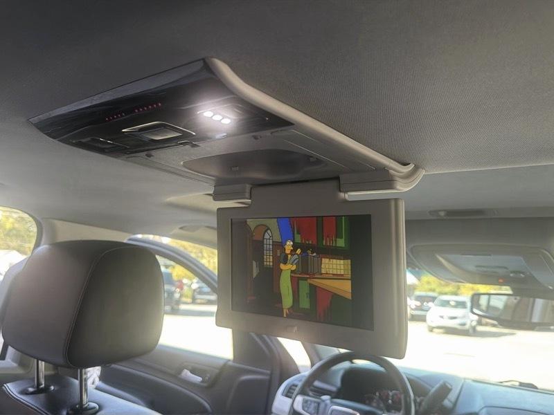 GMC Yukon XL SLT 1/2 Ton 4WD 2015