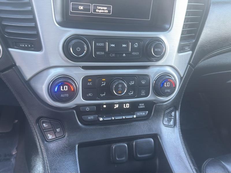 GMC Yukon XL SLT 1/2 Ton 4WD 2015