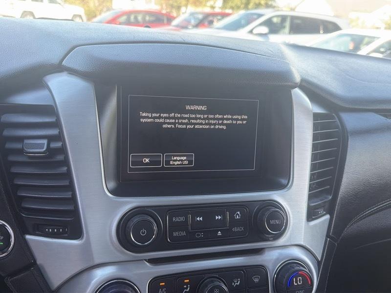 GMC Yukon XL SLT 1/2 Ton 4WD 2015