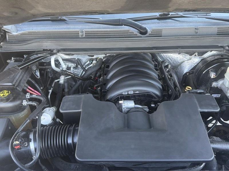 GMC Yukon XL SLT 1/2 Ton 4WD 2015