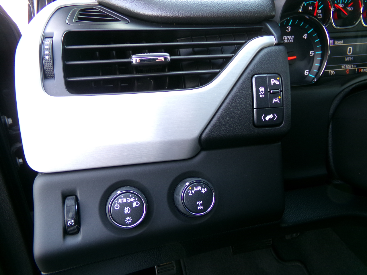 GMC Yukon SLT 4WD 2020