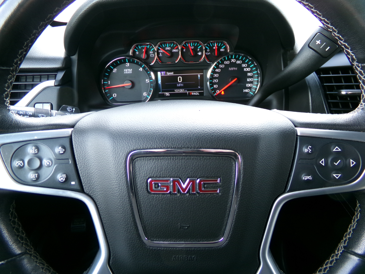 GMC Yukon SLT 4WD 2020