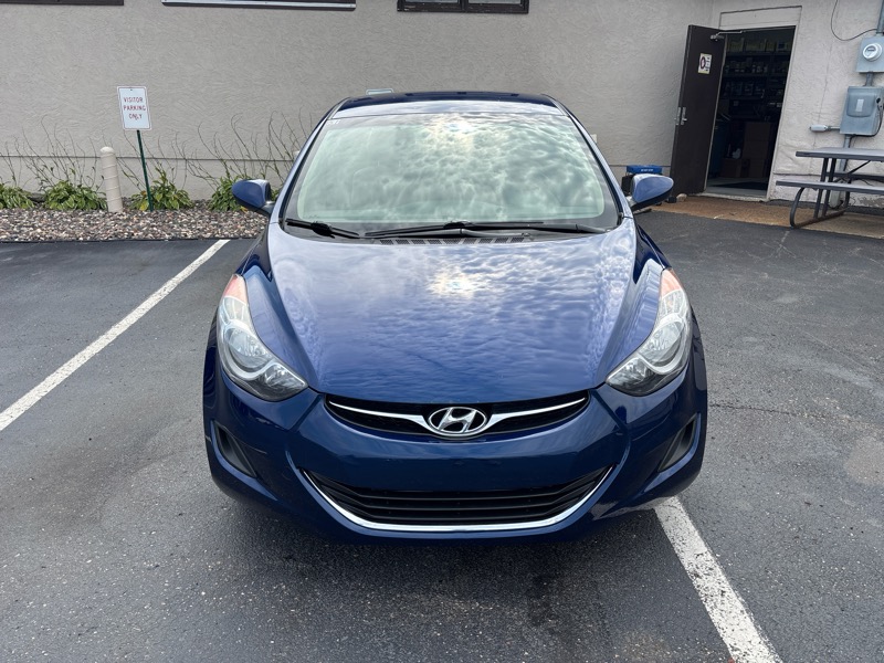 Hyundai Elantra GLS 4D Sedan 2013 Hyundai Elantra GLS 4D Sedan 2013