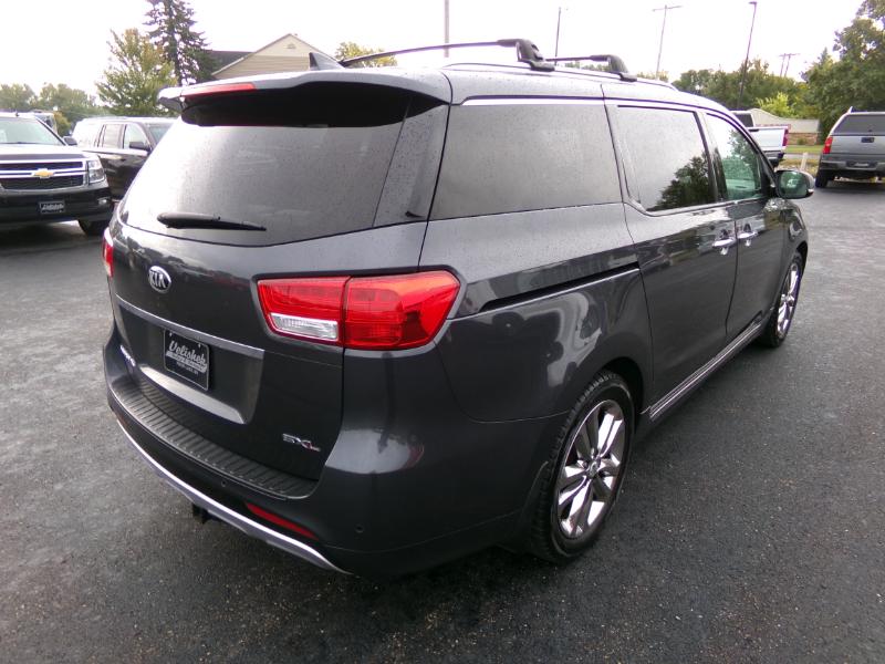 Kia Sedona SX-L FWD 2016 Kia Sedona SX-L FWD 2016