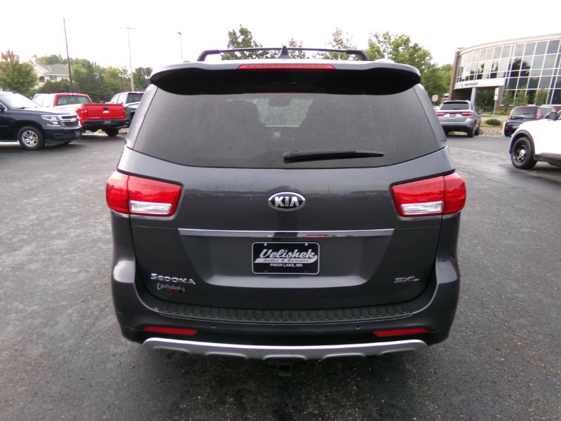 Kia Sedona SX-L FWD 2016 Kia Sedona SX-L FWD 2016