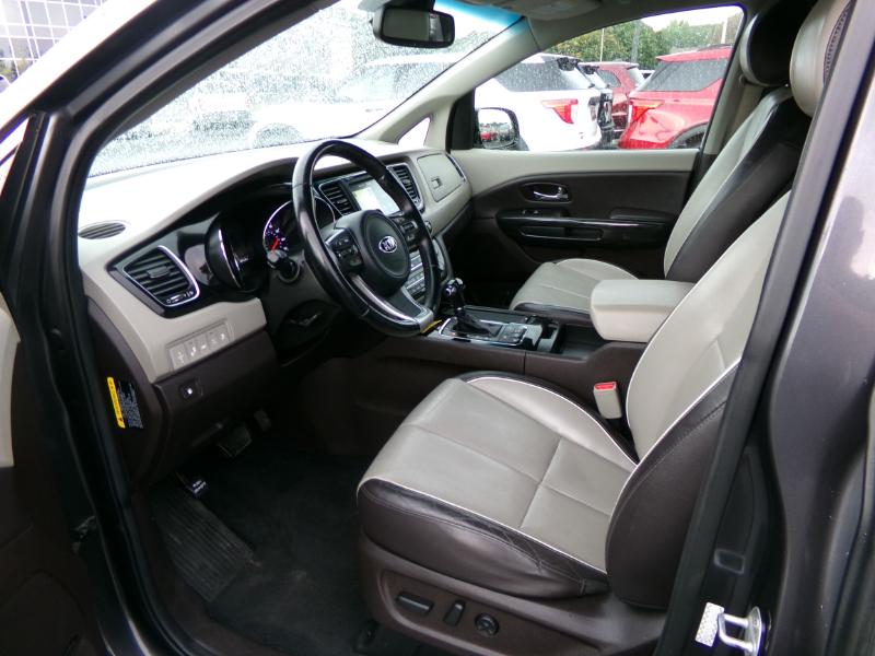 Kia Sedona SX-L FWD 2016 Kia Sedona SX-L FWD 2016